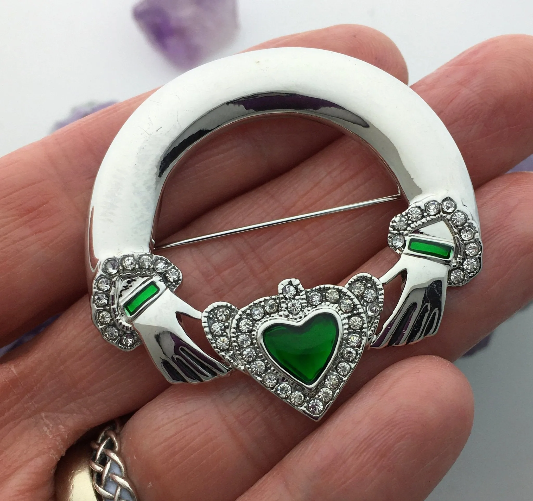 Beautiful Claddagh Pin with CZ and Green Enamel (JPEW6030)