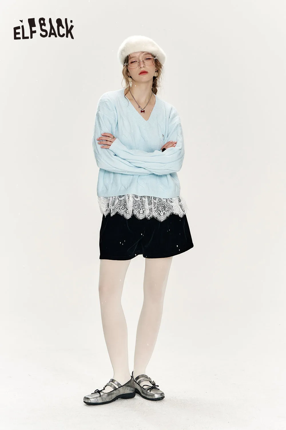 ELFSACK 2024 Winter New Arrivals Preppy style soft sweater for women with v-neck lace stitching