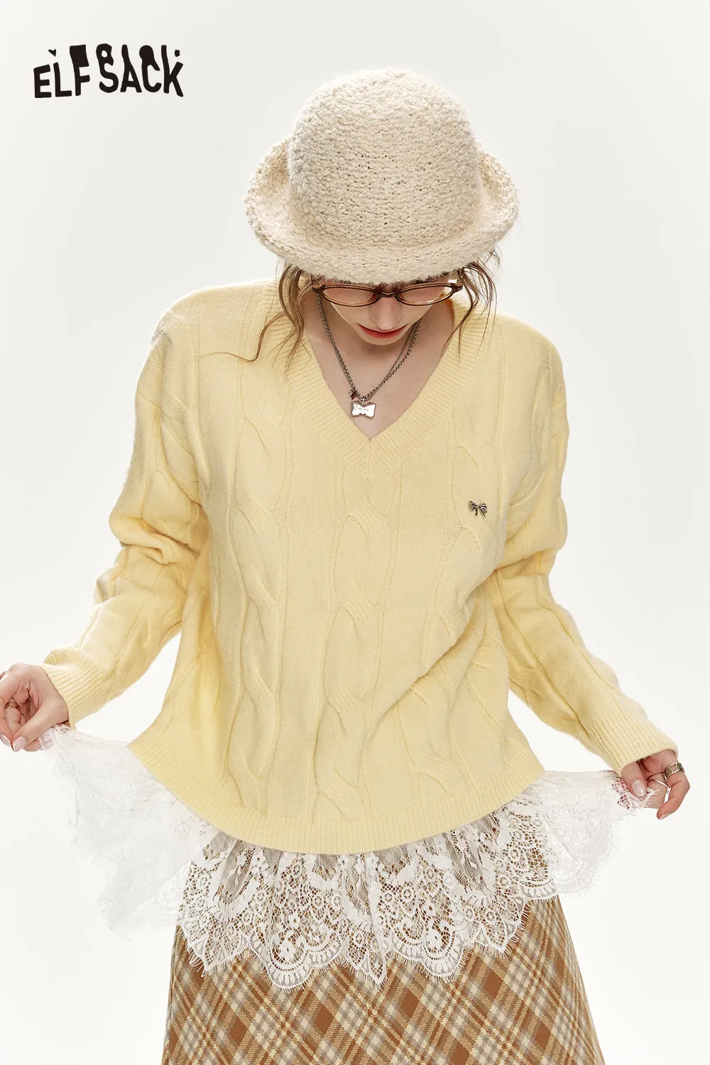 ELFSACK 2024 Winter New Arrivals Preppy style soft sweater for women with v-neck lace stitching